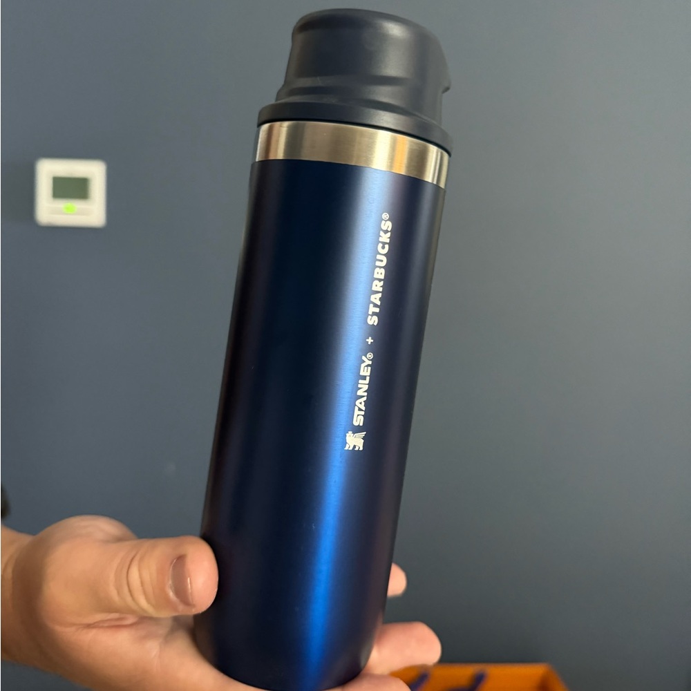 ✨Stanley X Starbucks Limited Edition Stainless Steel Vacuum Desktop Cup✨
